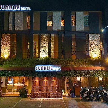 Sunrise Hotel Jogja Kejayan Buitenkant foto