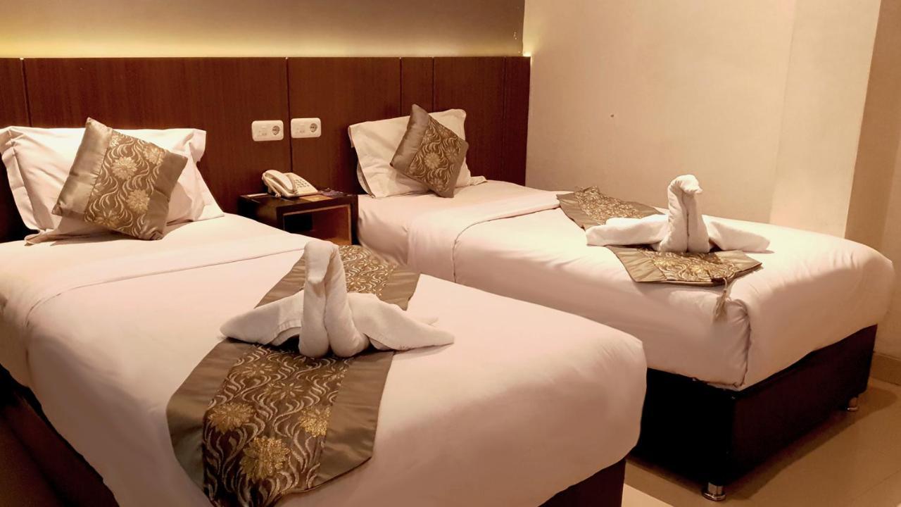 Sunrise Hotel Jogja Kejayan Buitenkant foto