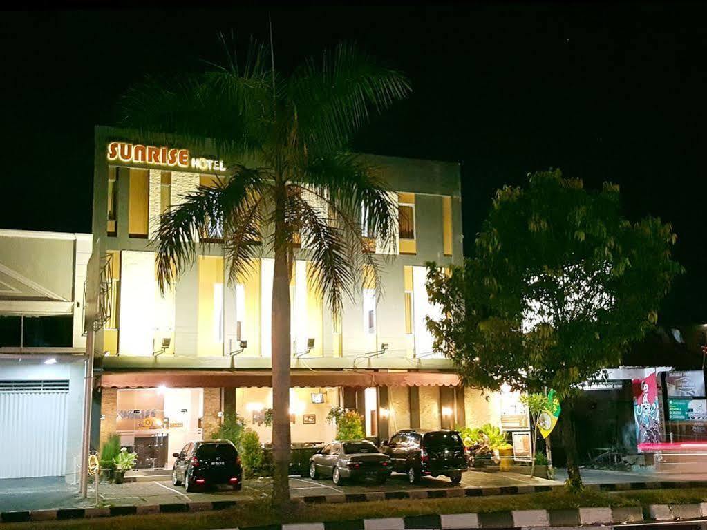 Sunrise Hotel Jogja Kejayan Buitenkant foto